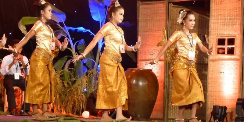 Những Bài Hát Dân Ca Campuchia – Giai Điệu Đậm Đà Bản Sắc Văn Hóa